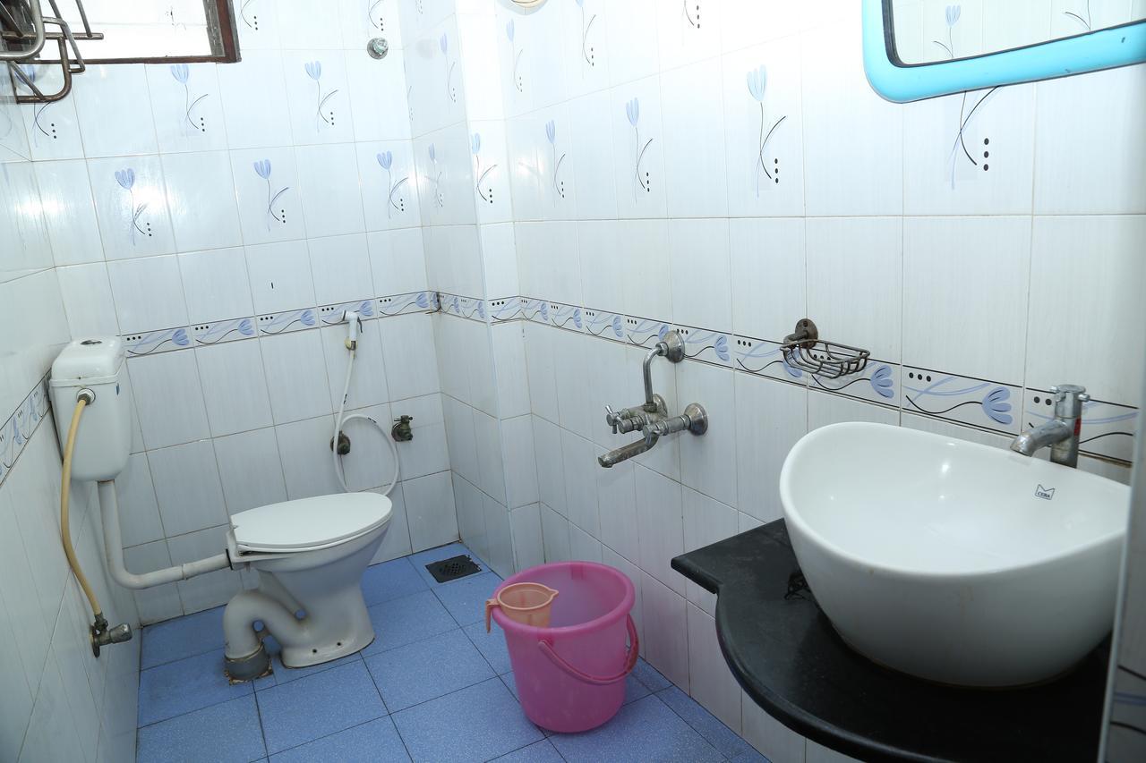 Sri Srinivasar Residency Hotel Vellore Buitenkant foto