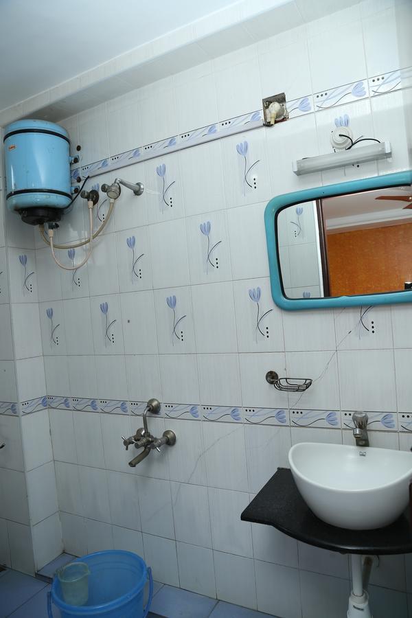 Sri Srinivasar Residency Hotel Vellore Buitenkant foto