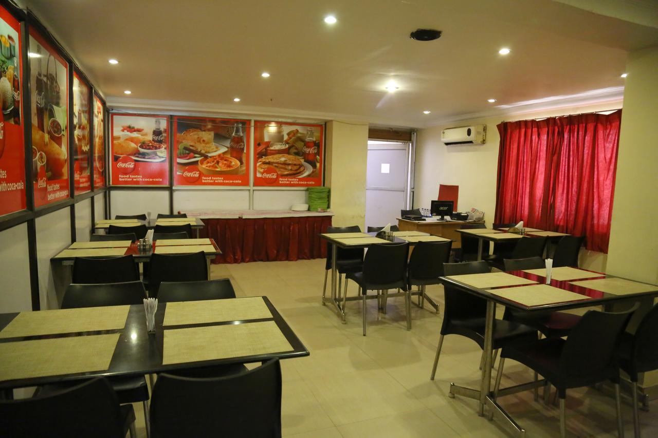 Sri Srinivasar Residency Hotel Vellore Buitenkant foto